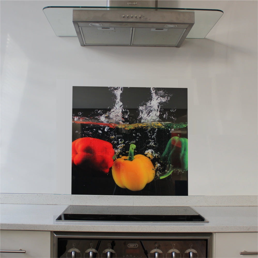 Decorative Glass Wall Tile (598 x 650 x 6mm) Peppers