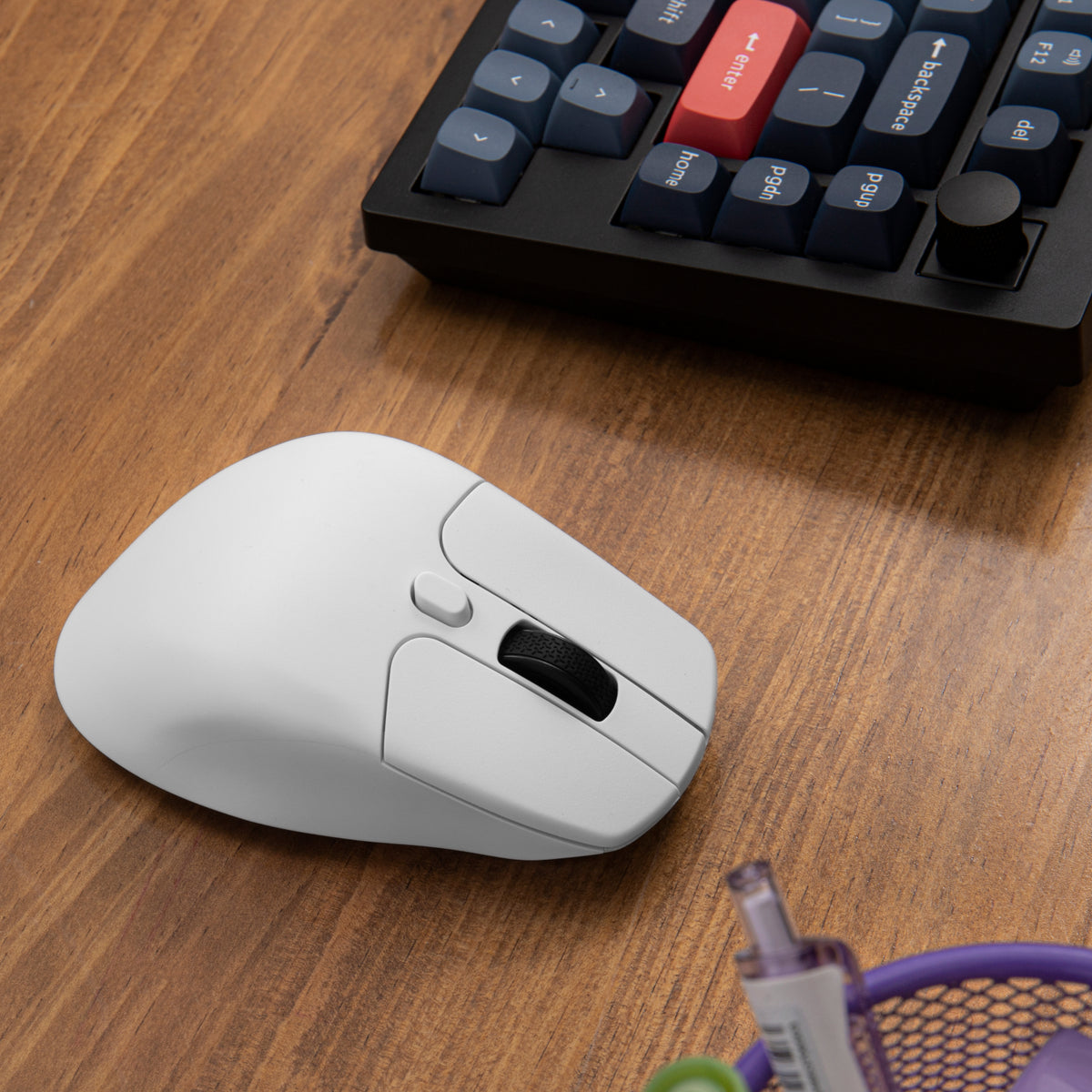Keychron M6 1K Dual-Wireless Bluetooth and 2.4G Mouse – White
