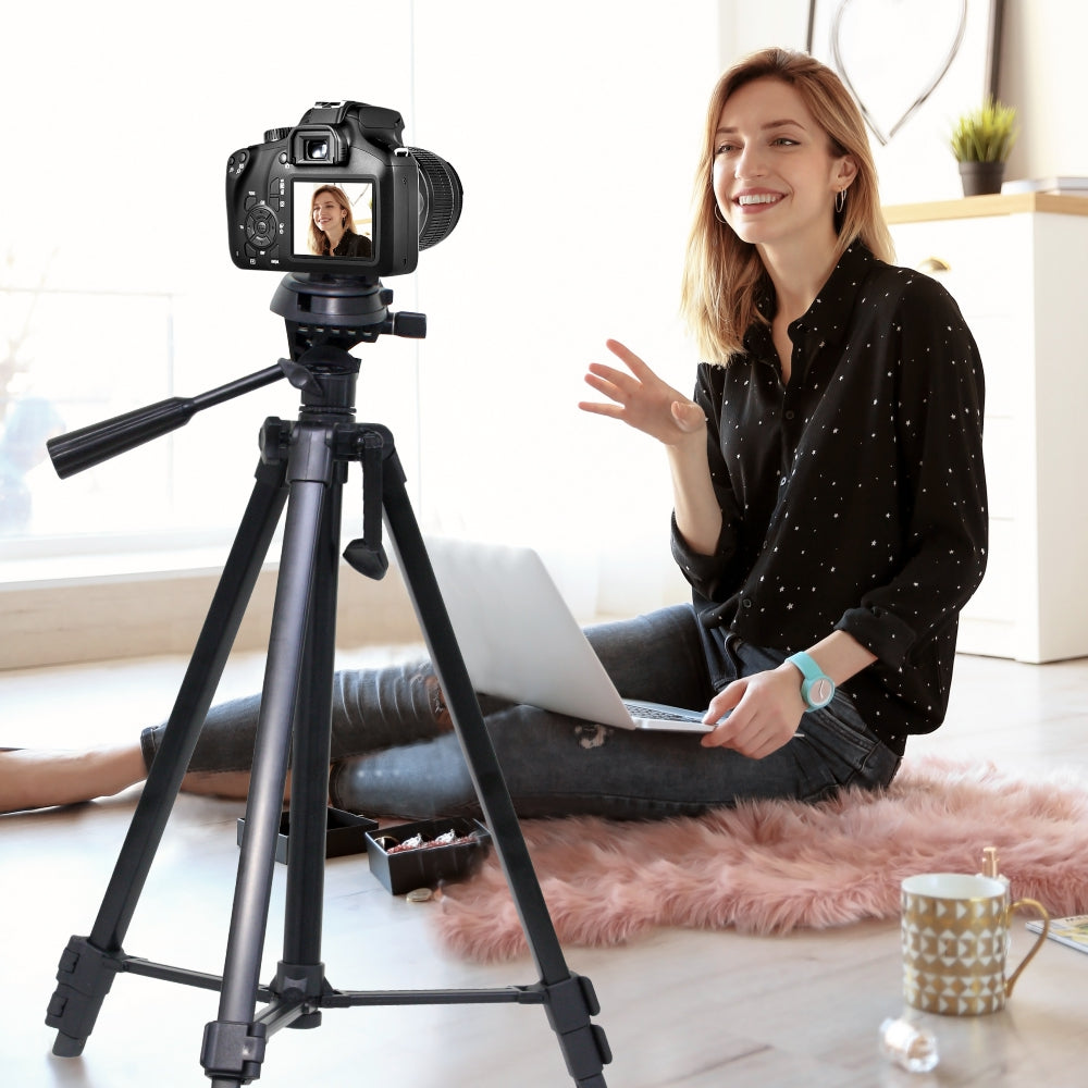 Econo Tripod 1350mm - Black