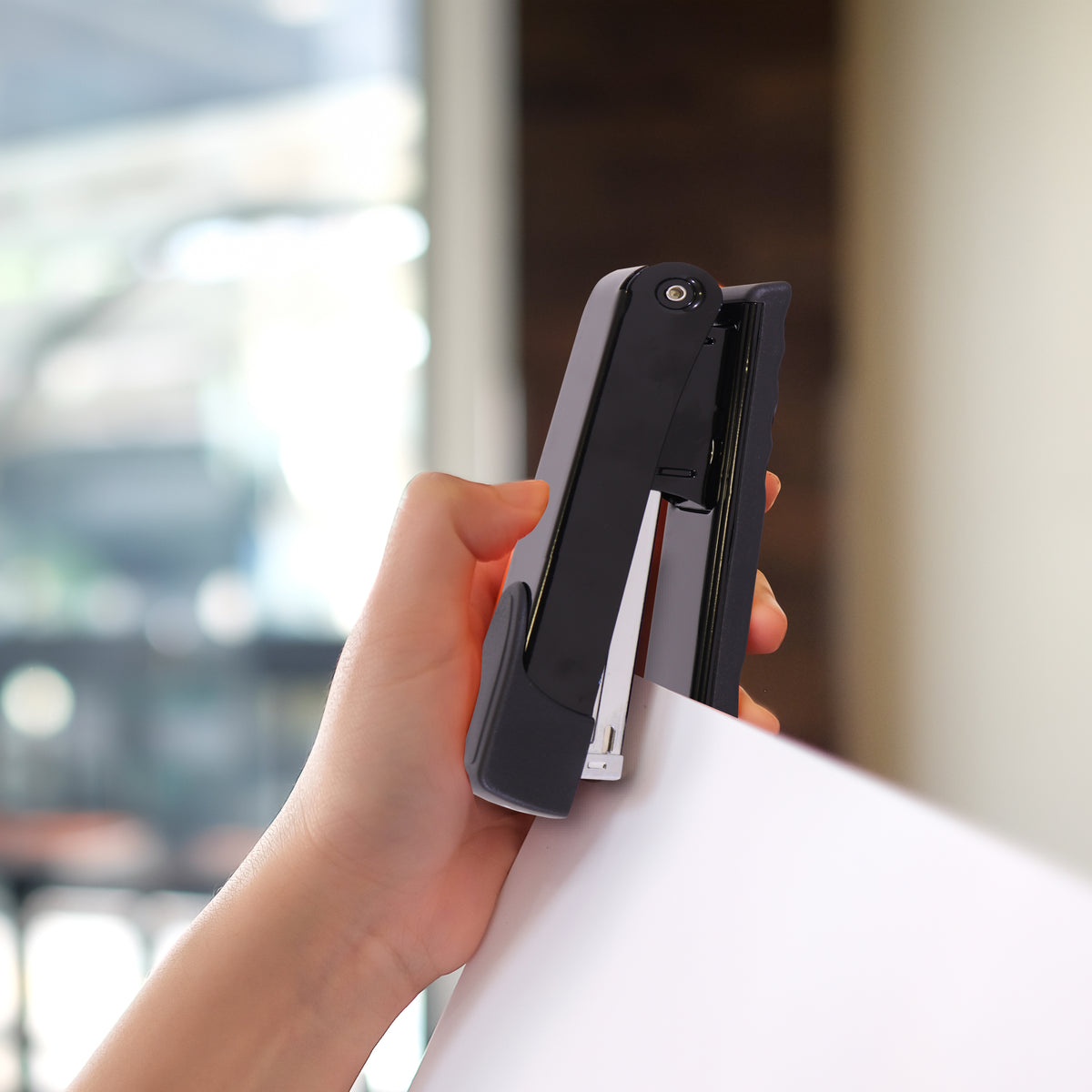 Desktop Large Steel Stapler 210*(24/6 26/6) Black 20 Pages