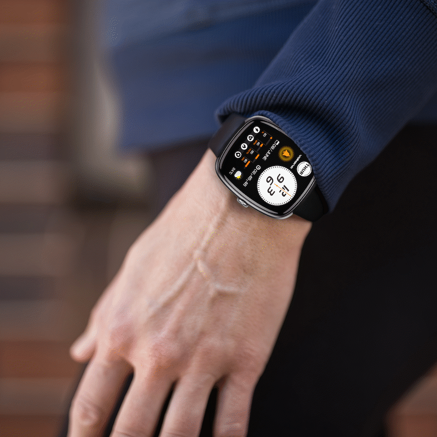 Volkano Elevate - Smartwatch - Black