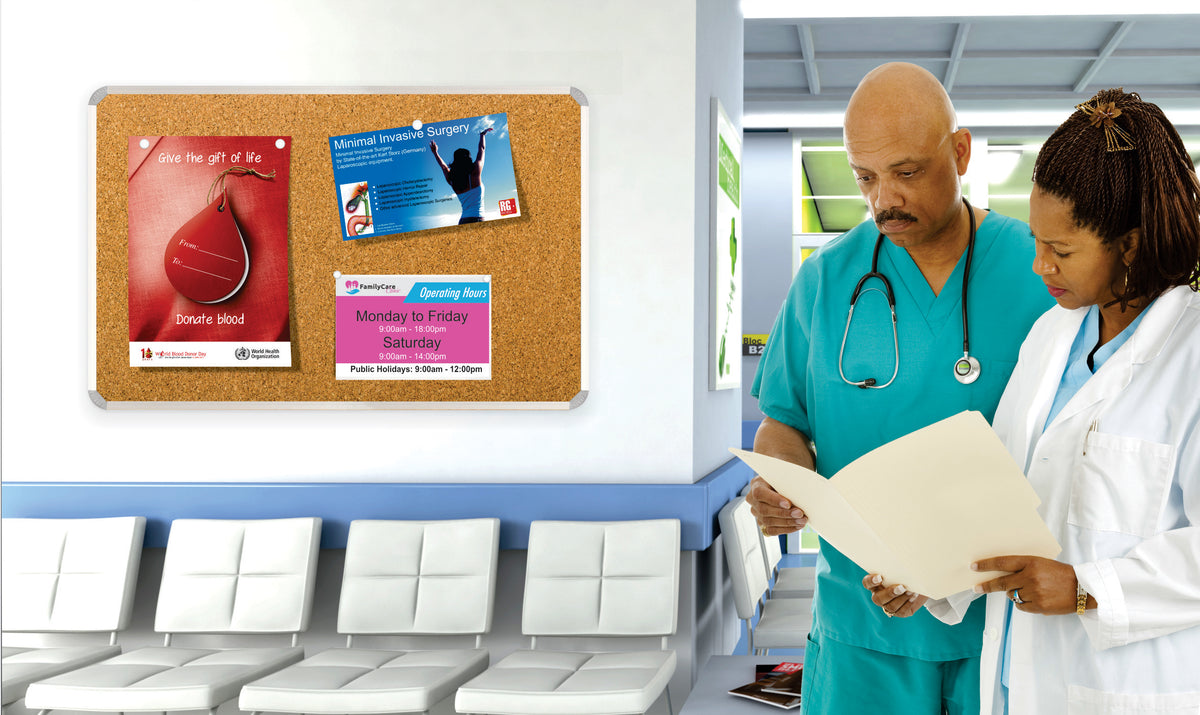 Info Board (Aluminium Frame - 1500*1200mm - Pink)