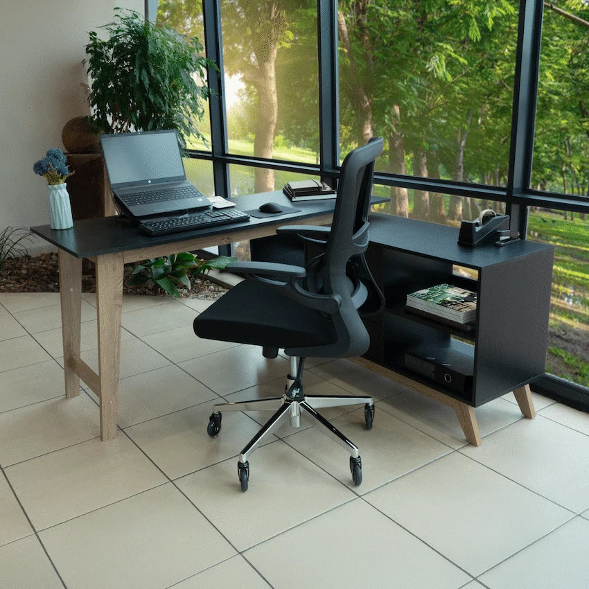 Everfurn Premium Dakota Mid Back Office Chair, Chromed Steel - Black